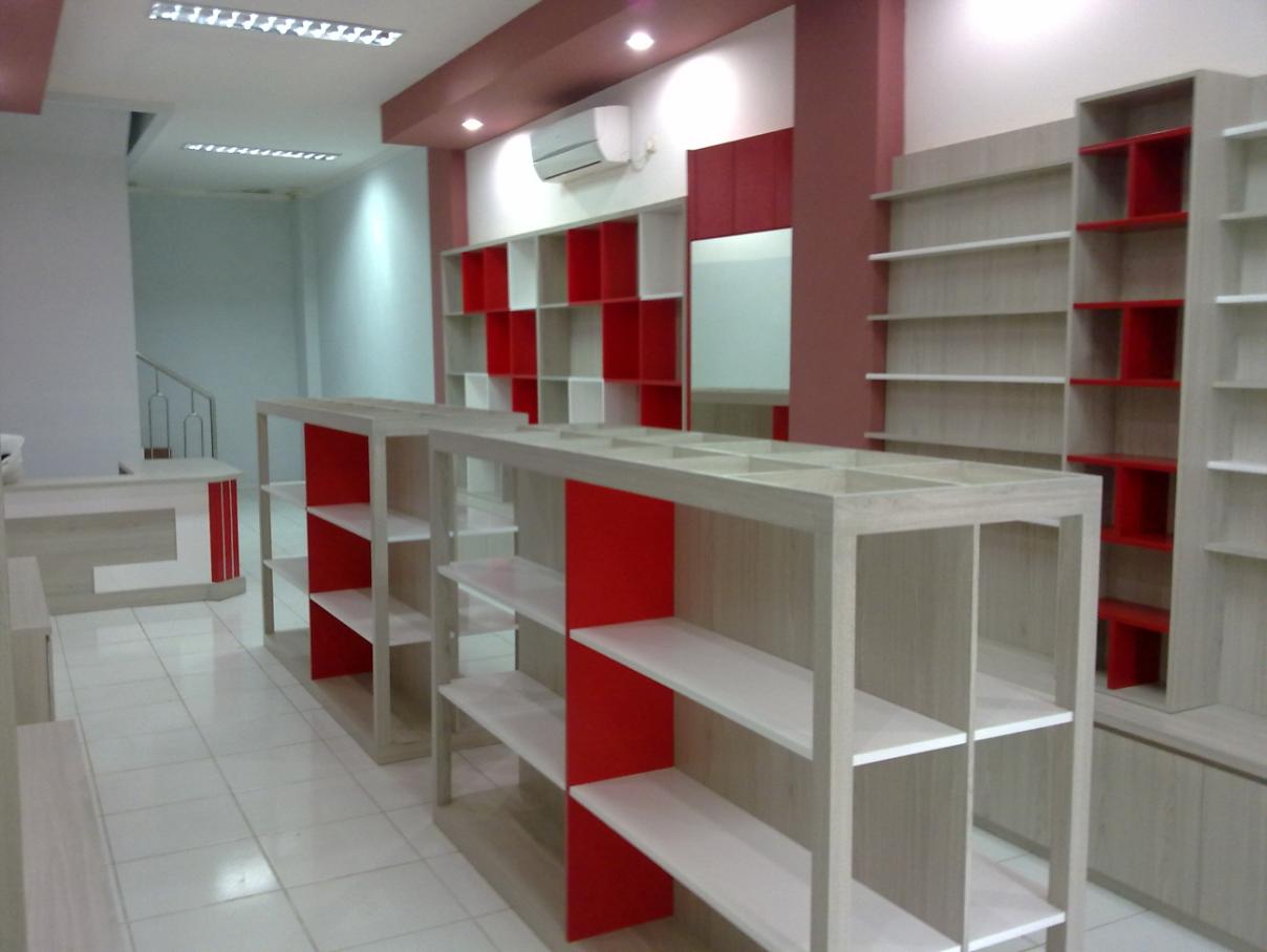 Rak retail toko tampak lain